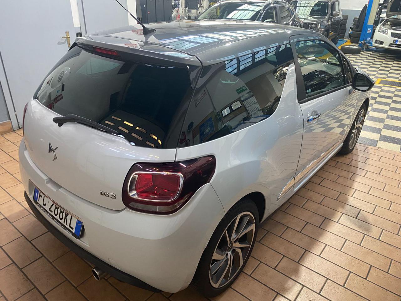 DS AUTOMOBILES DS 3 110 S&S EAT6 Sport Chic - 4