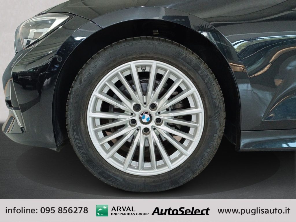 BMW 318 d 48V Luxury - 14