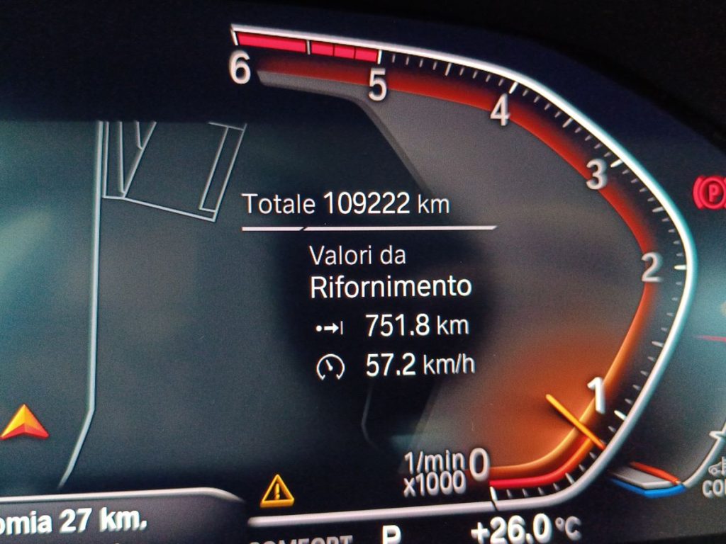 BMW 318 d 48V Luxury - 17