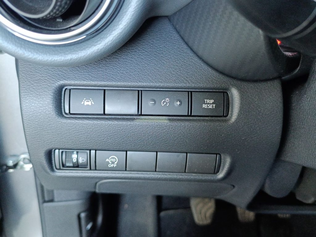 NISSAN Juke 1.0 DIG-T 117 CV N-Connecta - 19