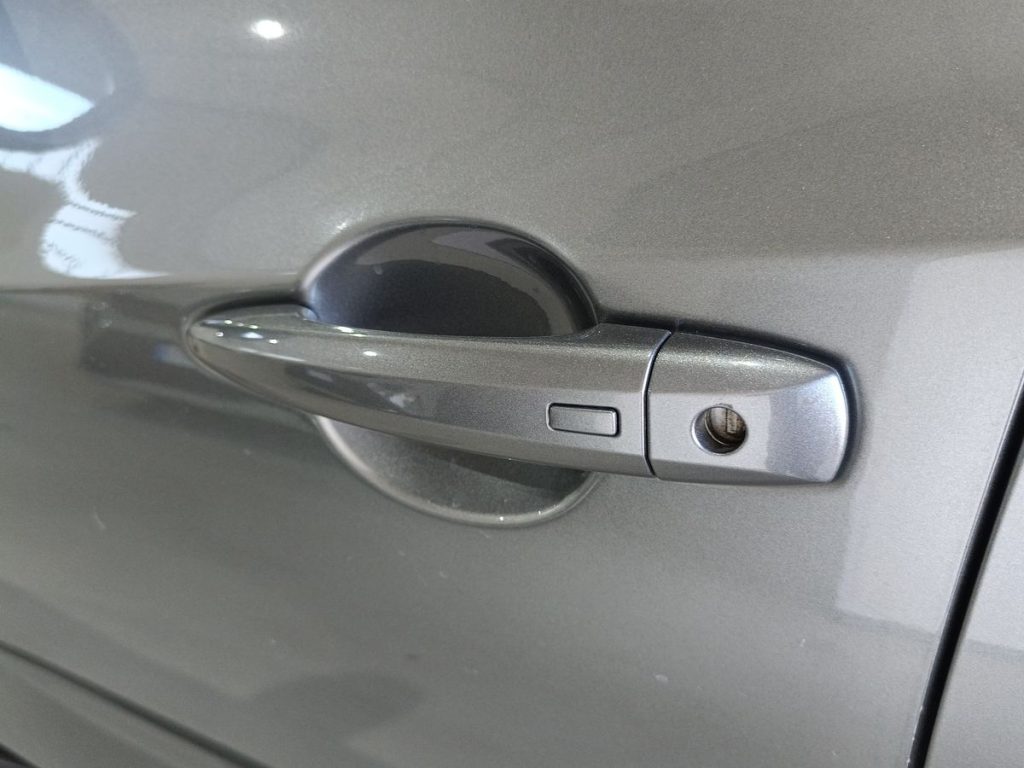 NISSAN Juke 1.0 DIG-T 117 CV N-Connecta - 25
