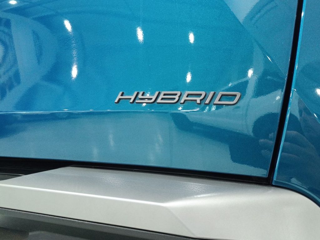 PEUGEOT 3008 Hybrid 145 e-DCS6 Allure - 28