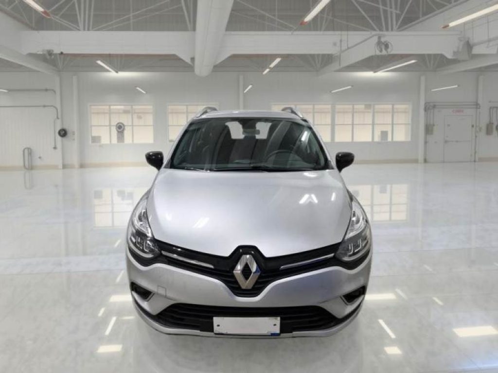 RENAULT Clio Sporter dCi 8V 90 CV Moschino Zen - 3