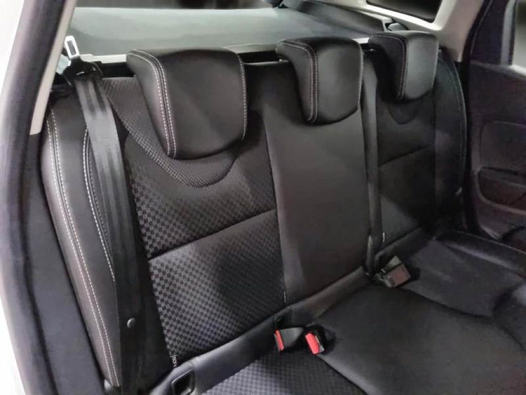 RENAULT Clio Sporter dCi 8V 90 CV Moschino Zen - 10