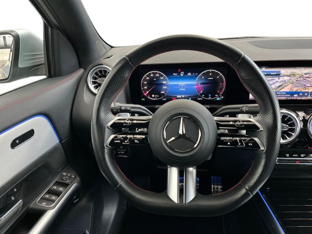 MERCEDES-BENZ GLA 200 d Automatic AMG Line Advanced Plus - 11