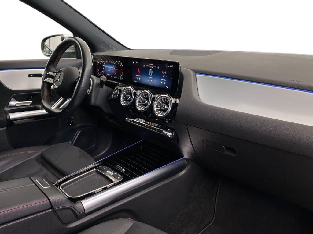 MERCEDES-BENZ GLA 200 d Automatic AMG Line Advanced Plus - 16