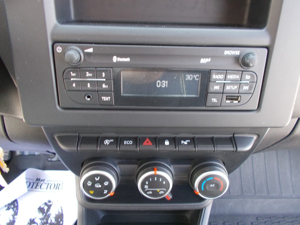 RENAULT Express 1.4 Blue dCi 95 Van - 12