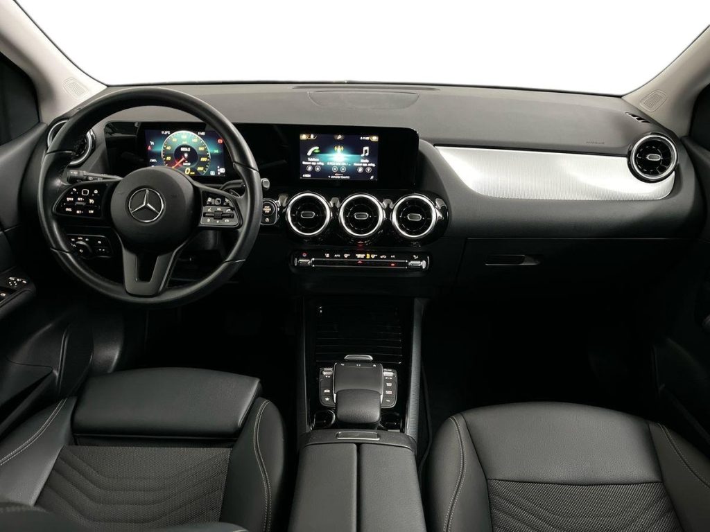 MERCEDES-BENZ B 180 d Automatic Advanced - 9