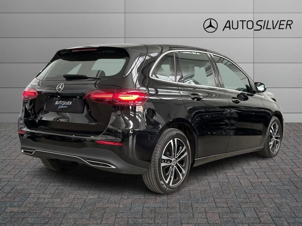 MERCEDES-BENZ B 180 d Automatic Advanced - 2
