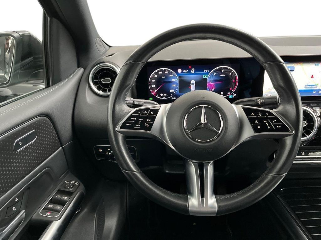 MERCEDES-BENZ B 180 d Automatic Advanced - 11