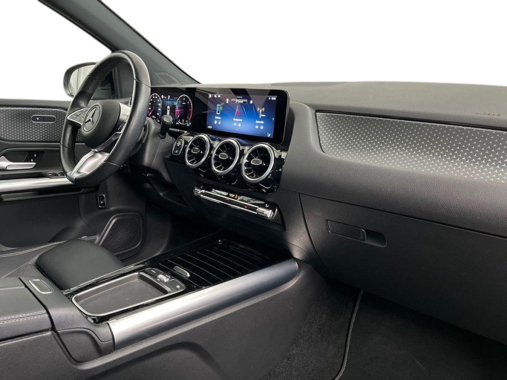 MERCEDES-BENZ B 180 d Automatic Advanced - 16