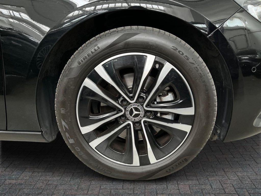 MERCEDES-BENZ B 180 d Automatic Advanced - 7