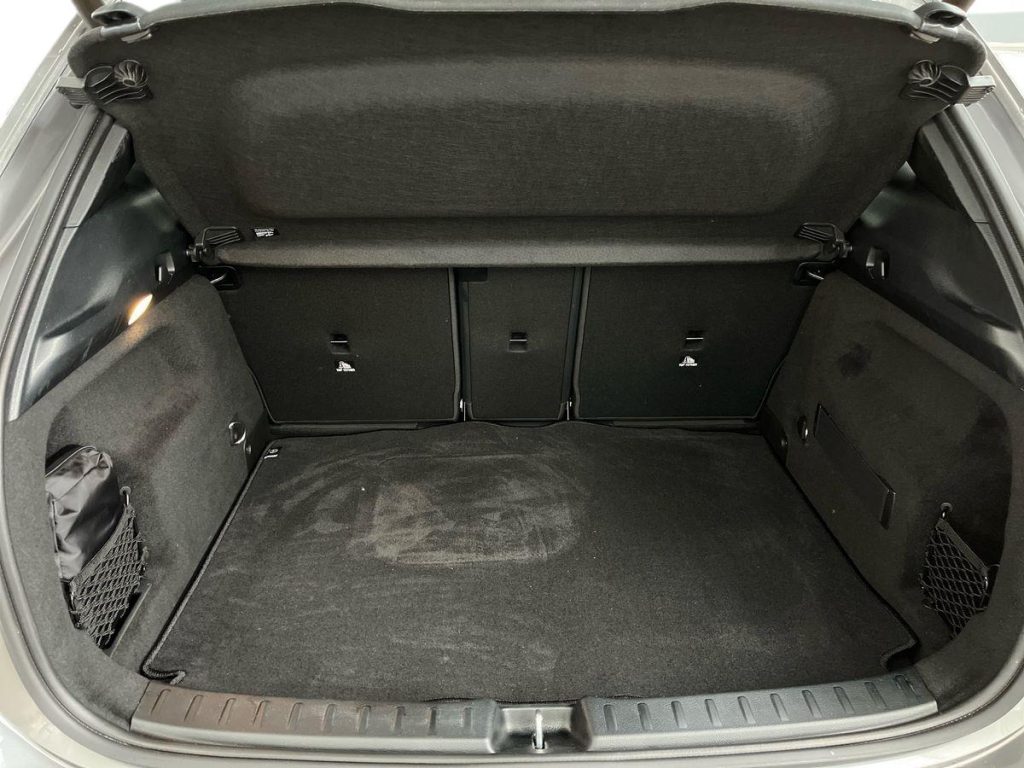 MERCEDES-BENZ GLA 250 e EQ AMG Line Advanced Plus auto - 12