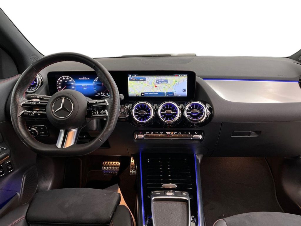 MERCEDES-BENZ GLA 250 e EQ AMG Line Advanced Plus auto - 8