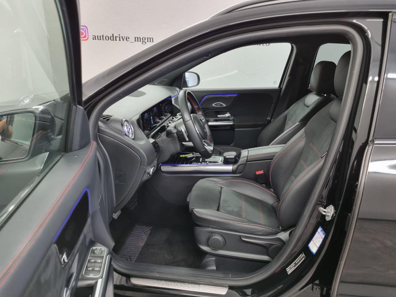 MERCEDES-BENZ GLA 200 d Automatic 4Matic Premium - 8