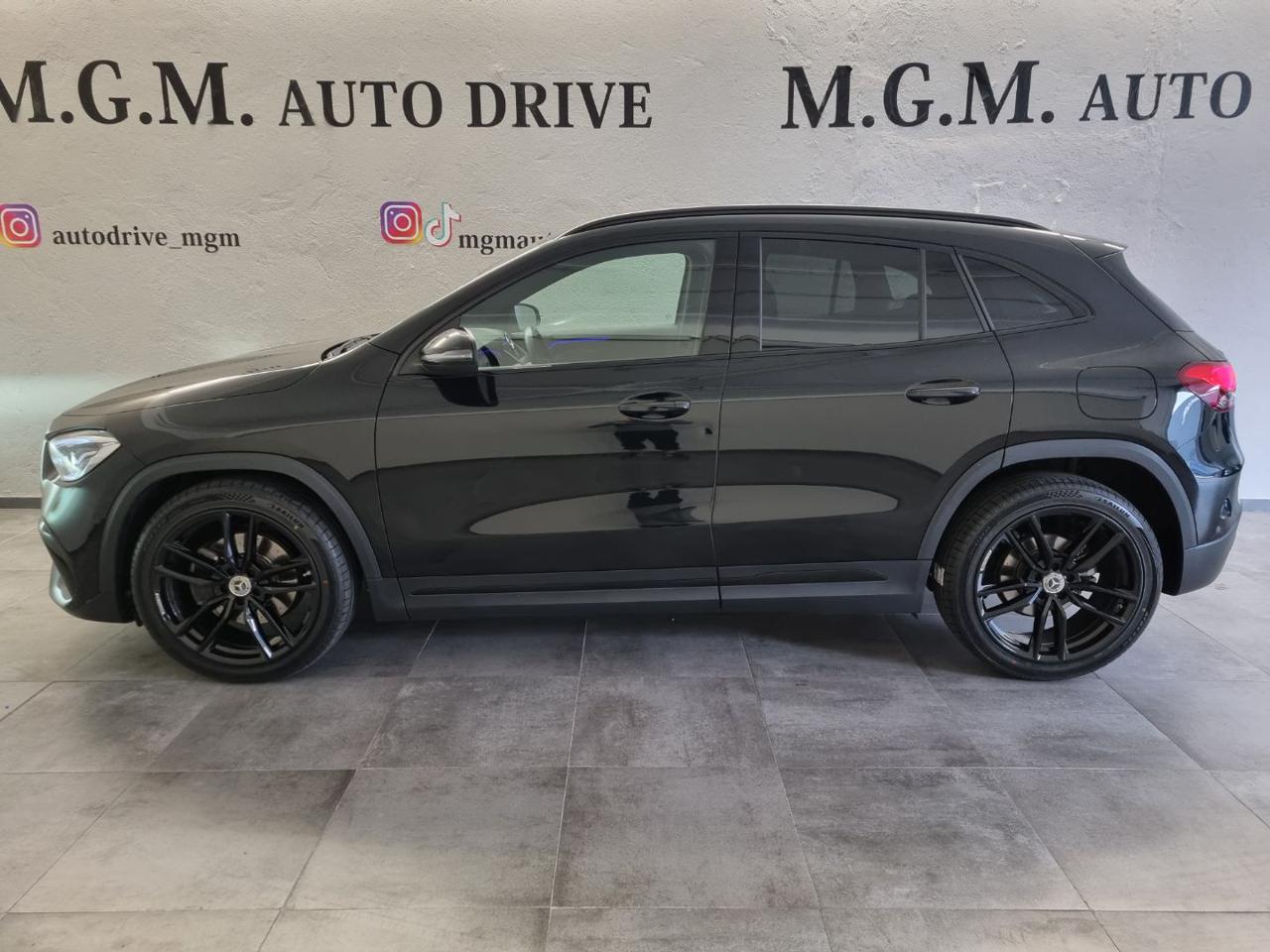 MERCEDES-BENZ GLA 200 d Automatic 4Matic Premium - 2
