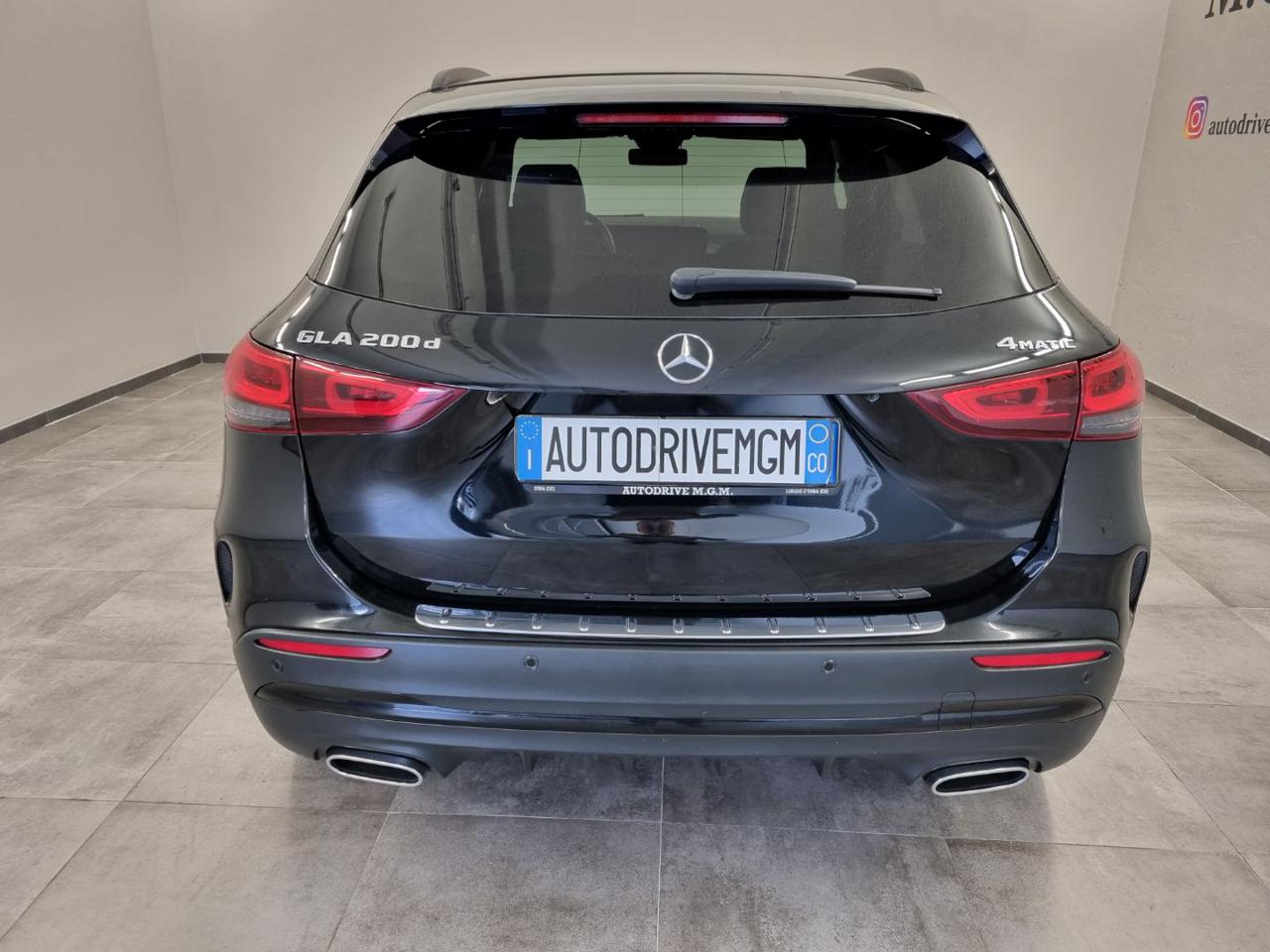 MERCEDES-BENZ GLA 200 d Automatic 4Matic Premium - 3