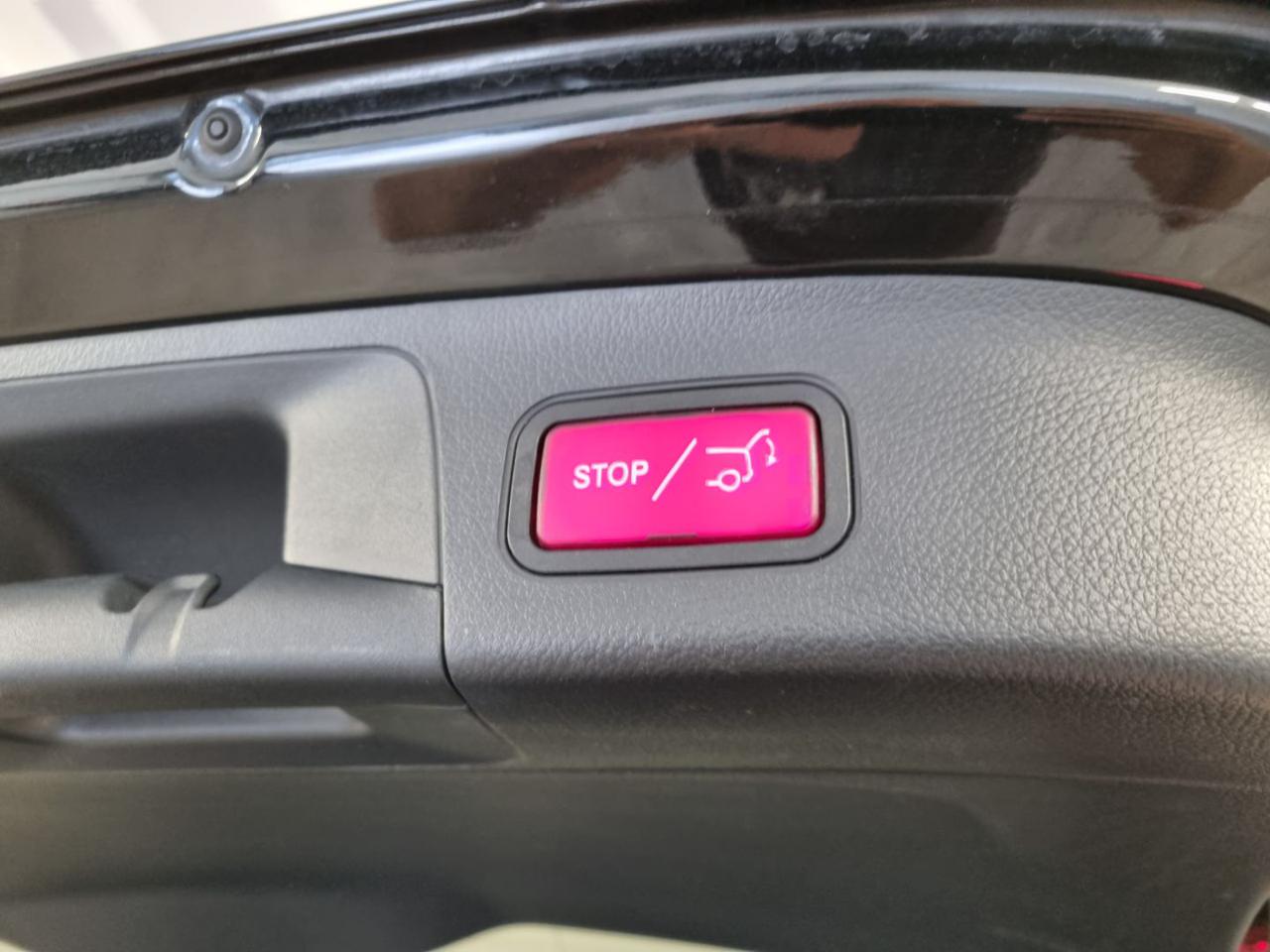 MERCEDES-BENZ GLA 200 d Automatic 4Matic Premium - 13