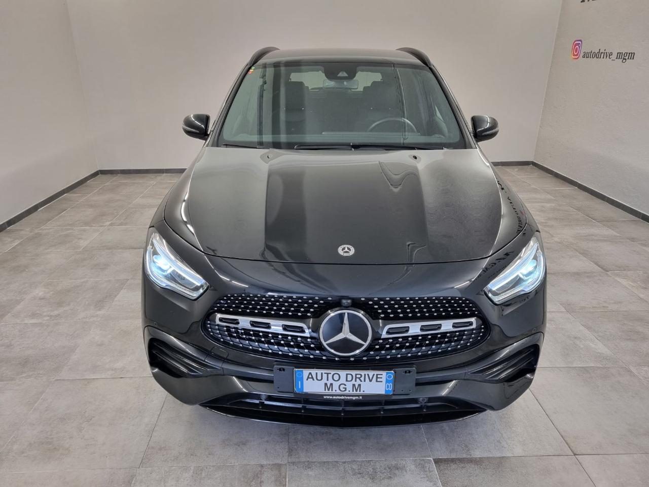 MERCEDES-BENZ GLA 200 d Automatic 4Matic Premium - 36