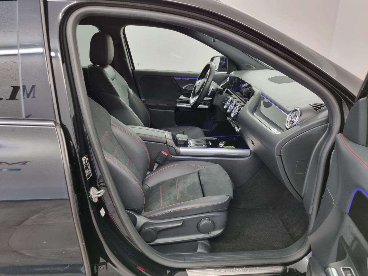 MERCEDES-BENZ GLA 200 d Automatic 4Matic Premium - 9
