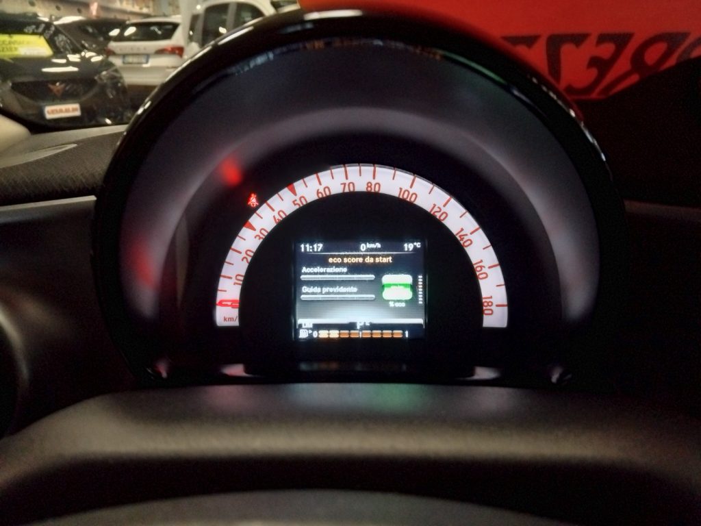 SMART ForFour 70 1.0 twinamic Passion - 28