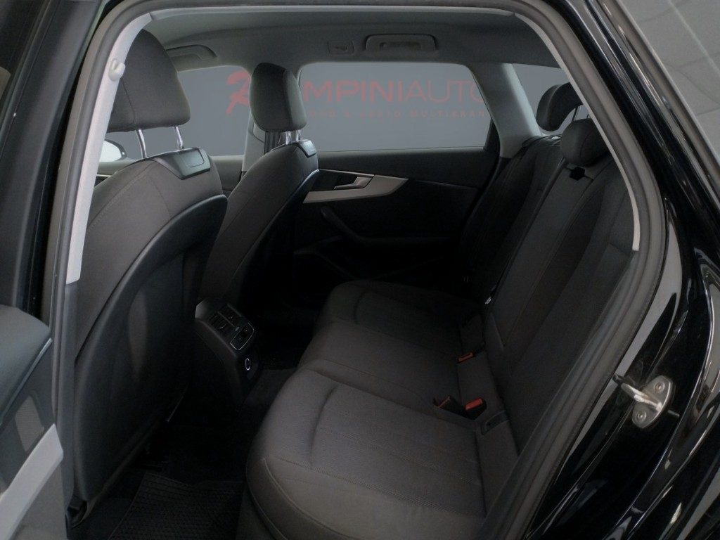 AUDI A4 Avant 40 g-tron METANO S tronic Km 67.000 Pronta - 16