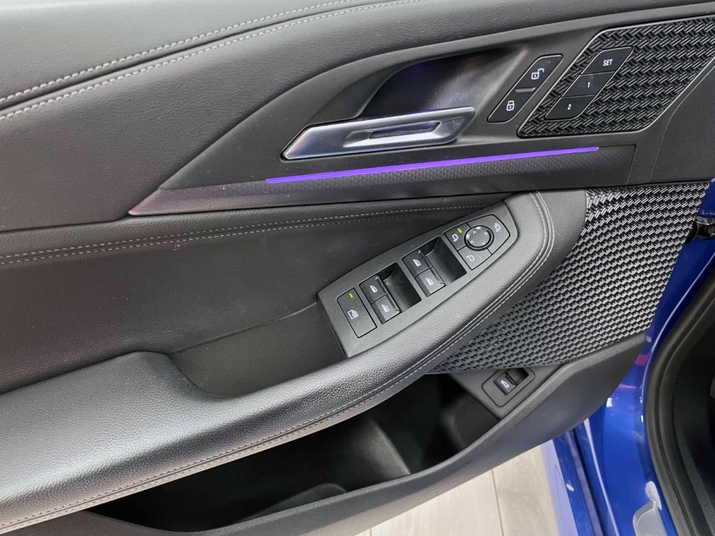 BMW 218 D ACTIVE TOURER M SPORT AUTO - 41