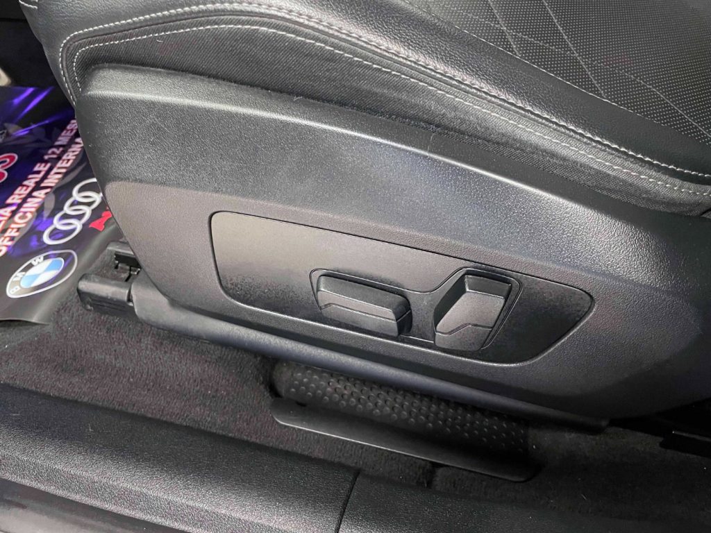 BMW 218 D ACTIVE TOURER M SPORT AUTO - 44