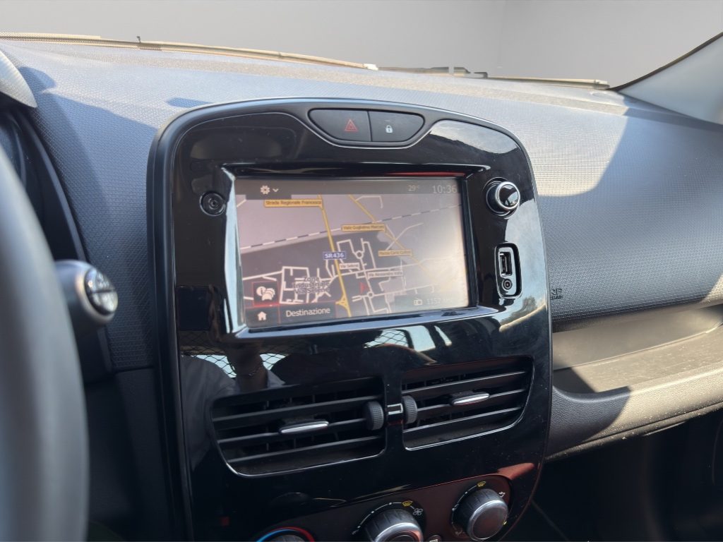 RENAULT Clio VAN 1.5DCI 75CV AUTOCARRO 2P - 13