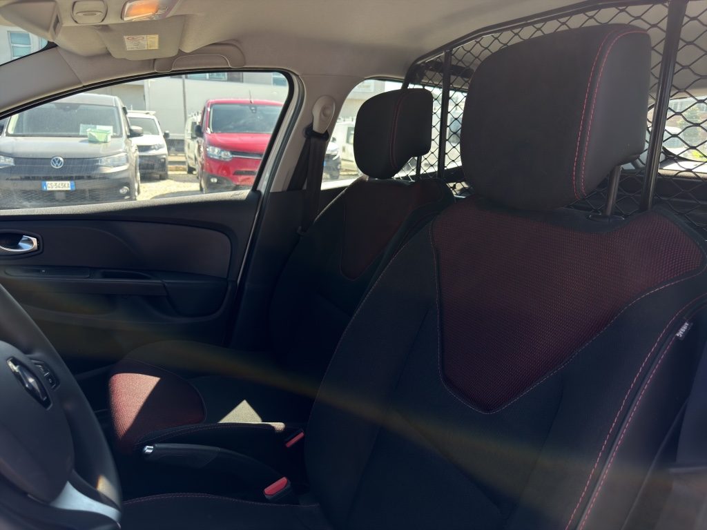 RENAULT Clio VAN 1.5DCI 75CV AUTOCARRO 2P - 17