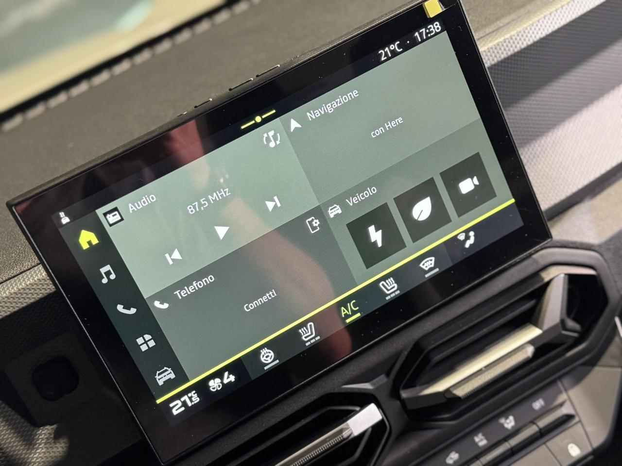 DACIA Duster Hybrid 155 CV Journey DISP.ALTRI COLORI - 14