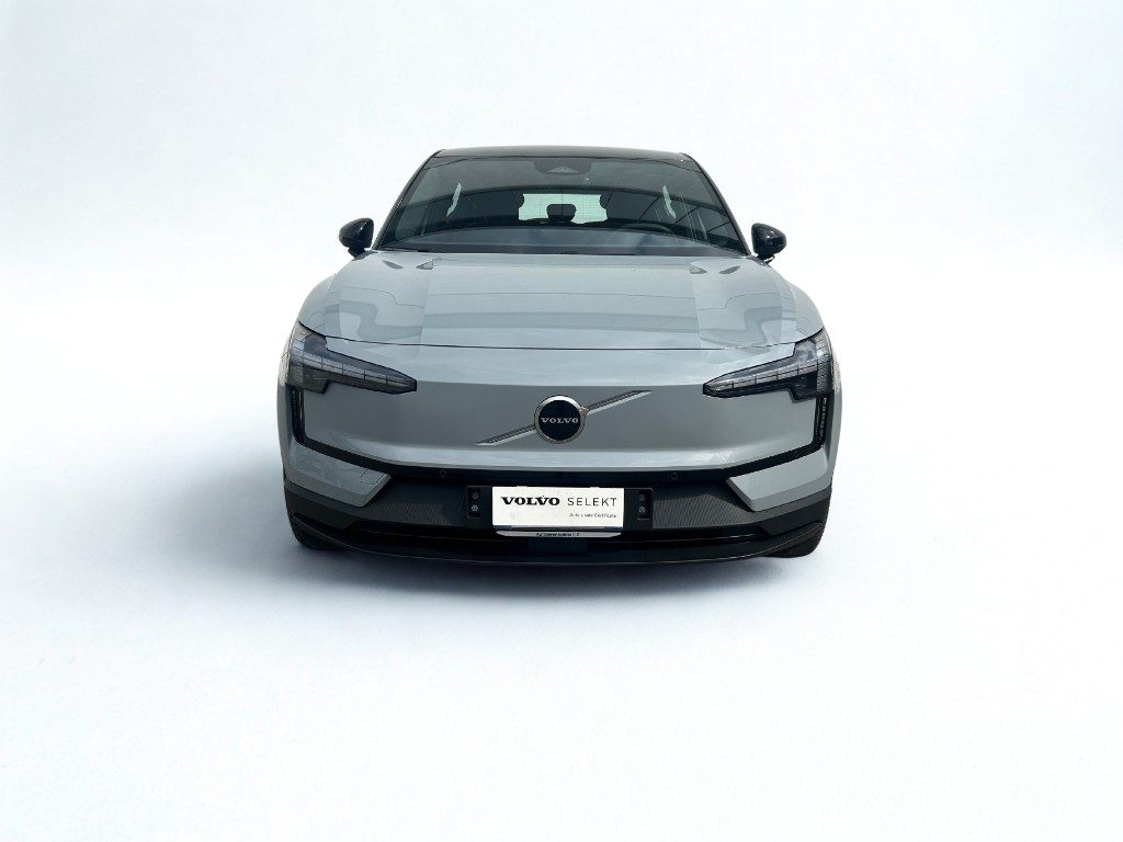 VOLVO EX30 Single Motor Extended Range RWD Plus - Grid Foto 7