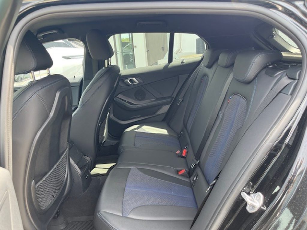 BMW 116 d 5p. Msport - 24