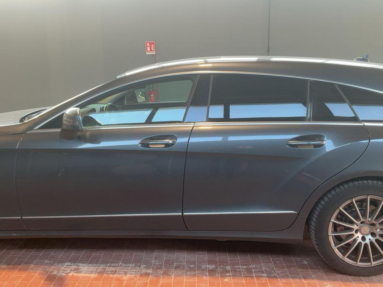 MERCEDES-BENZ CLS 250 d 4Matic Premium - 7