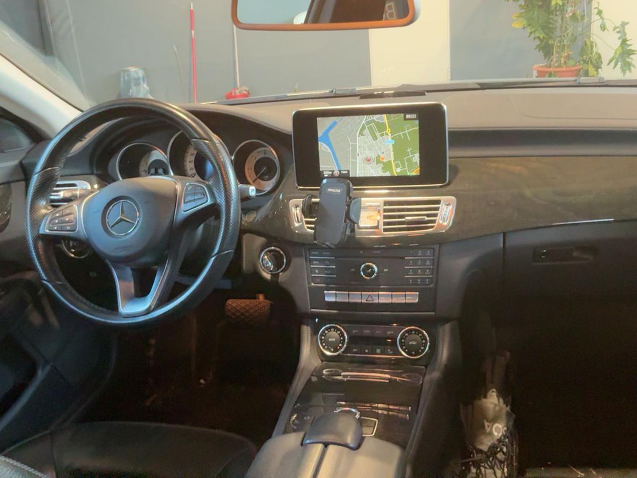 MERCEDES-BENZ CLS 250 d 4Matic Premium - 15