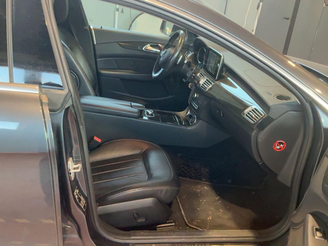 MERCEDES-BENZ CLS 250 d 4Matic Premium - 18
