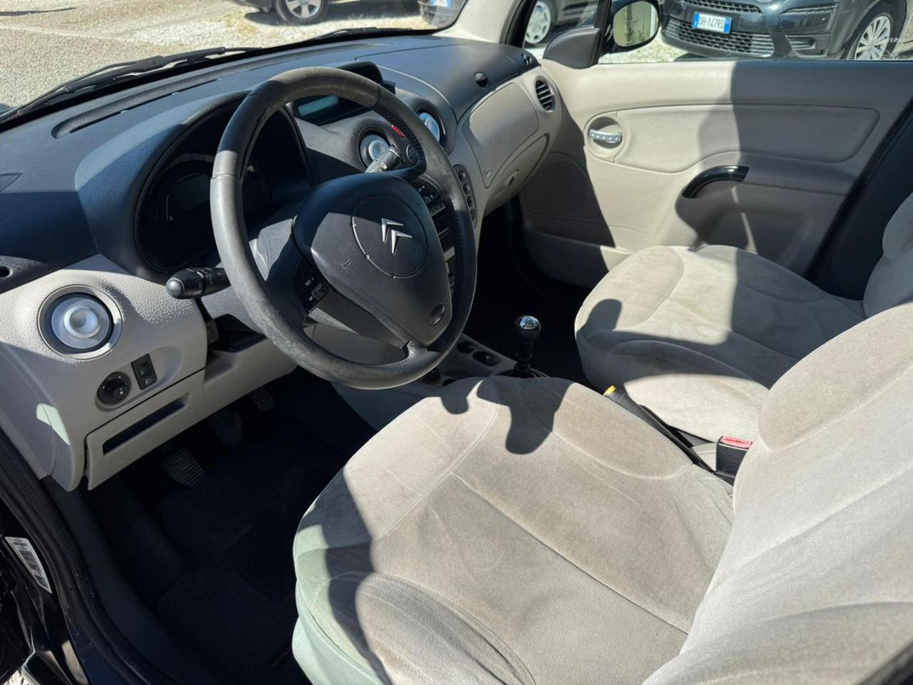 CITROEN C3 1.4 HDi Elegance - 9