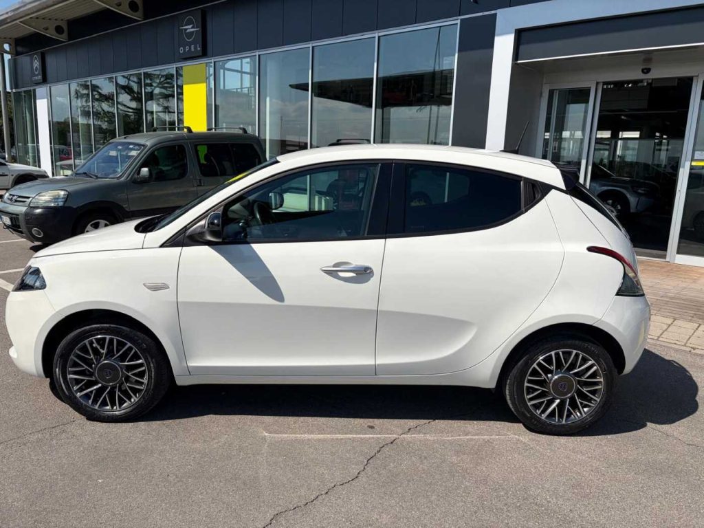 LANCIA Ypsilon 1.0 FireFly 5 porte S&S Hybrid Gold - 9