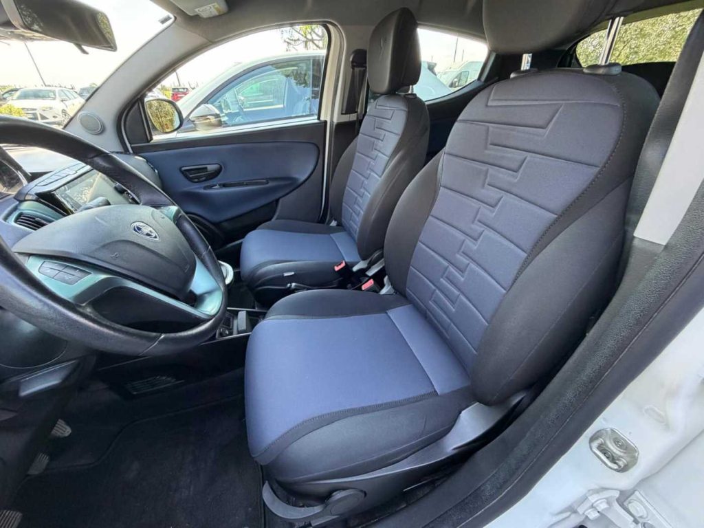 LANCIA Ypsilon 1.0 FireFly 5 porte S&S Hybrid Gold - 16
