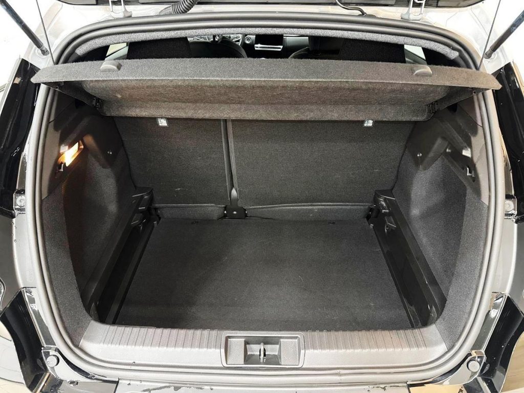 RENAULT Captur TCe 90 CV Techno - 12