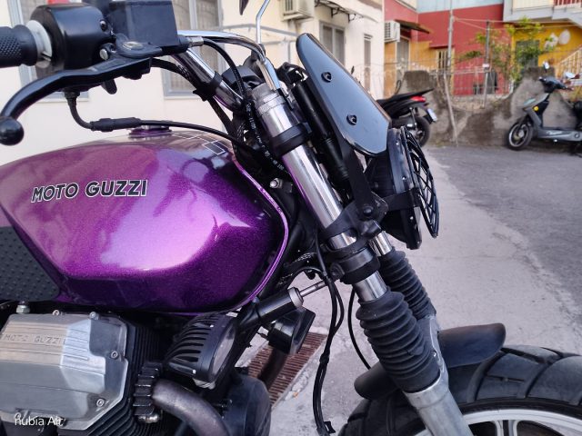 MOTOS-BIKES Moto Guzzi Nero metallizzato