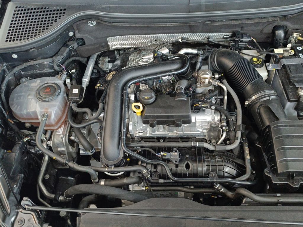 SKODA Karoq 1.0 TSI 115 CV Executive - 24