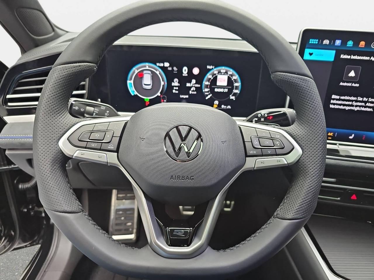 VOLKSWAGEN Passat Variant 2.0 TDI 150 CV SCR DSG R-Line - 3