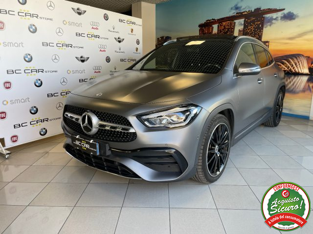 MERCEDES-BENZ GLA 200 grigio magno opaco pastello
