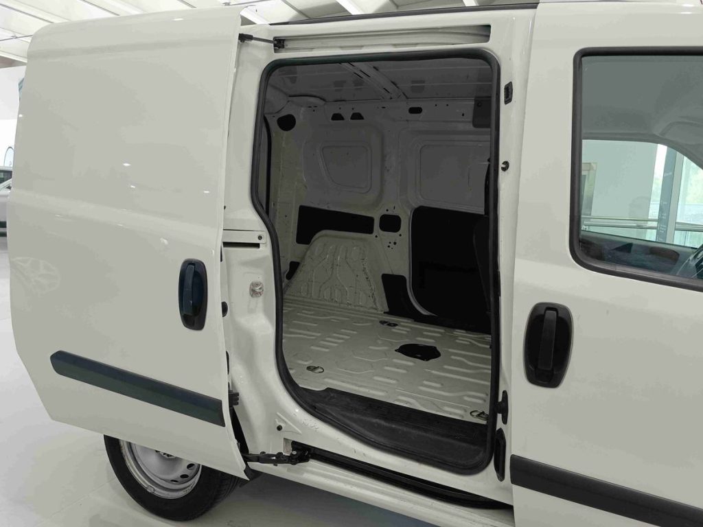 FIAT Doblo Doblò 1.6 MJT 105CV S&S PC-TN Cargo Business - 19