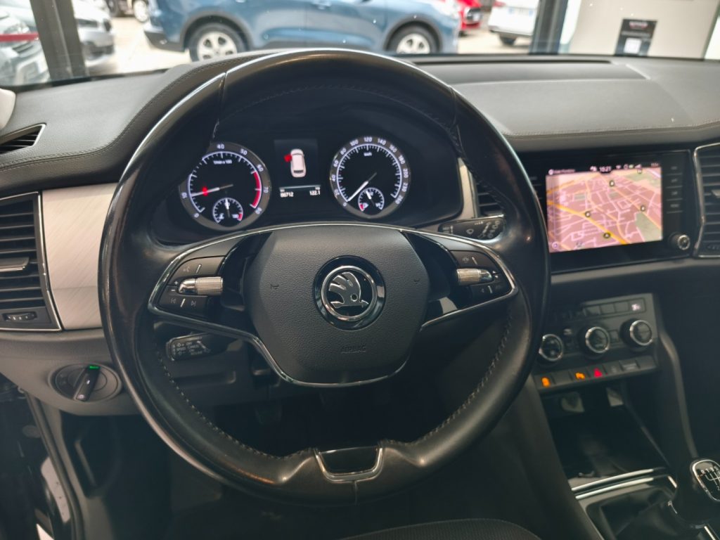 SKODA Kodiaq 1.5 TSI 7 Posti Style Navi Iva Esposta - 9