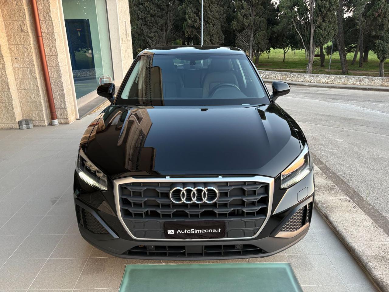 AUDI Q2 30 TDI Business CERCHI DA18 - 2