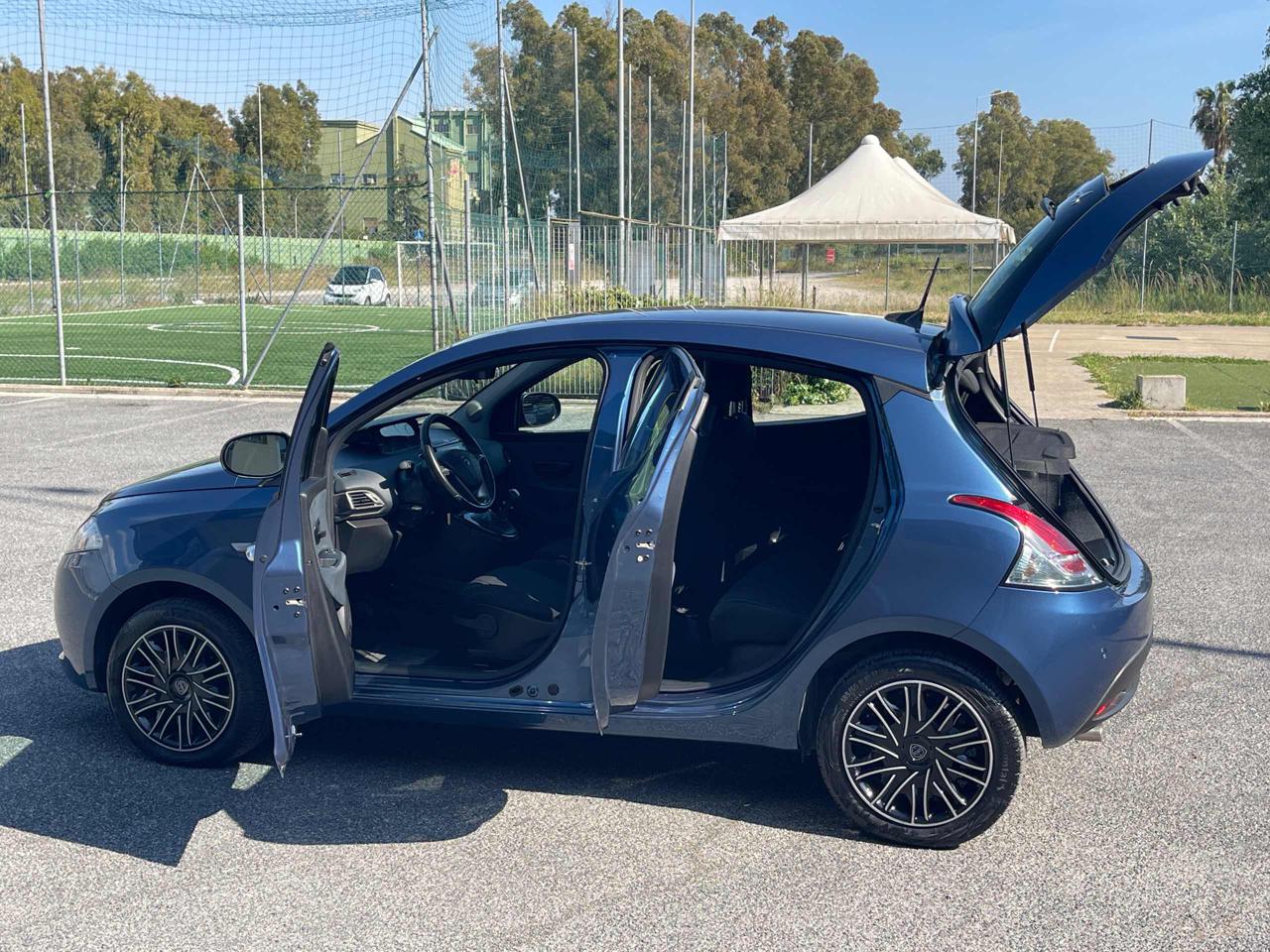 LANCIA Ypsilon 1.0 FireFly 5 porte S&S Hybrid Gold Navi Car Play - 28