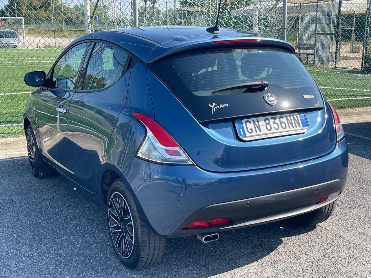LANCIA Ypsilon 1.0 FireFly 5 porte S&S Hybrid Gold Navi Car Play - 8