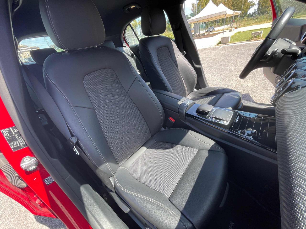 MERCEDES-BENZ A 180 Automatic Business Extra 1.5 Benzina Euro6 - 45